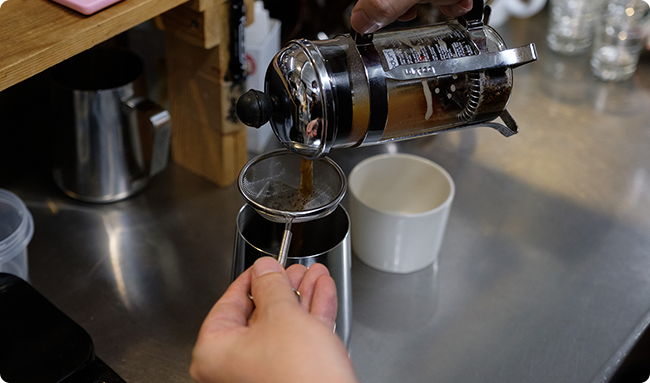 カリオモンズコーヒーロースターでおいしいコーヒー
